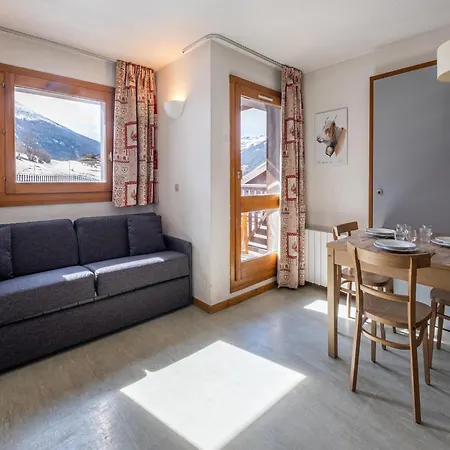 2 4 People Balcony Lanslevillard